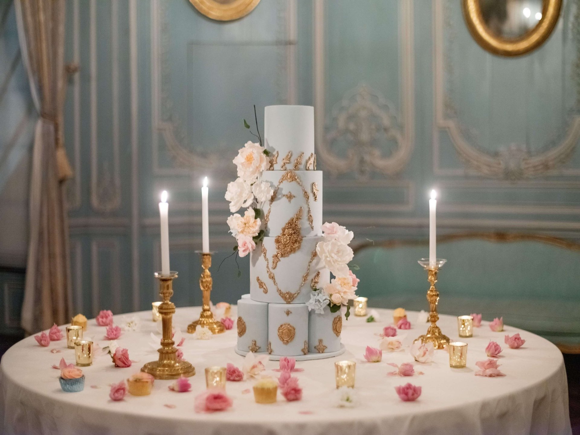 Paris cake designer at Château de Champlatreux
